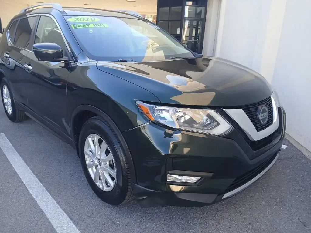 2018 Nissan Rogue SV FWD's photo