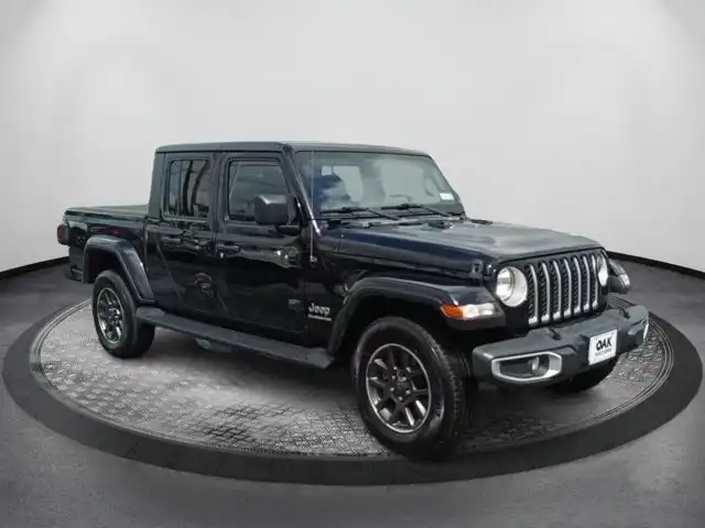 2021 Jeep Gladiator Overland's photo