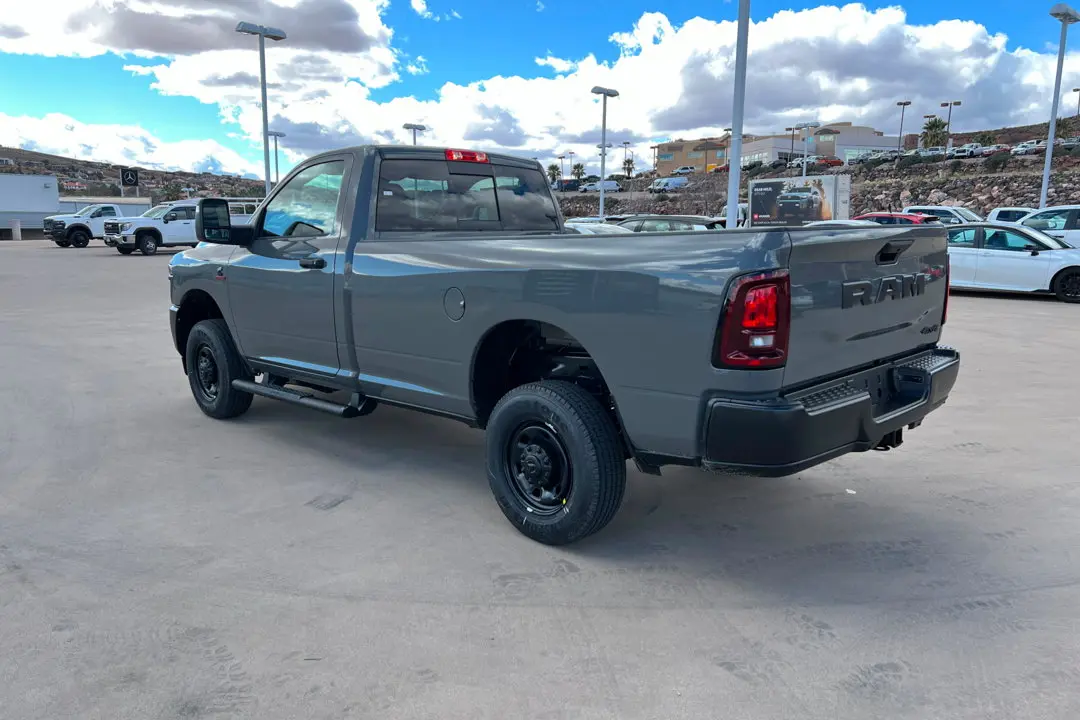 2026 RAM 2500 Tradesman 4X4 Regular Cab photo 3