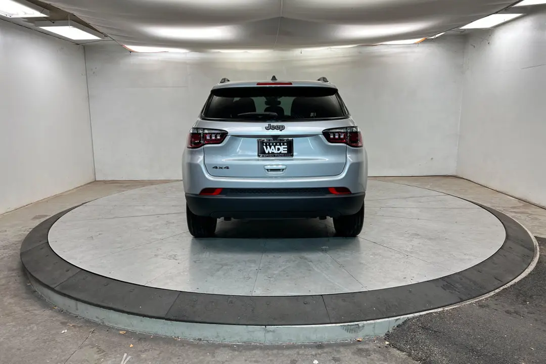 2026 Jeep Compass Altitude 4X4 photo 4