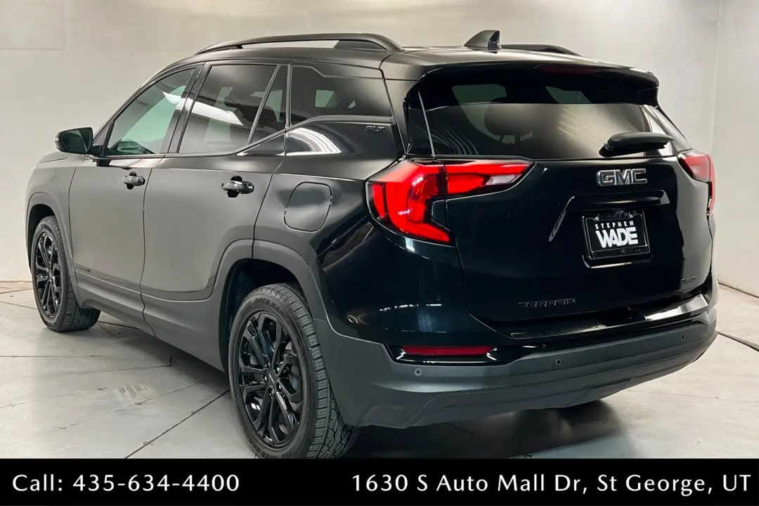 2021 GMC Terrain SLT AWD photo 3