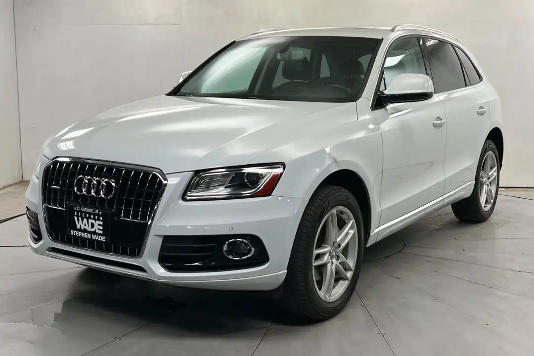 2017 Audi Q5 2.0T quattro tiptronic Premium Plus's photo