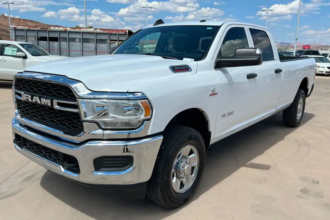 2022 RAM 3500 Tradesman 4X4 Crew Cab LWB's photo