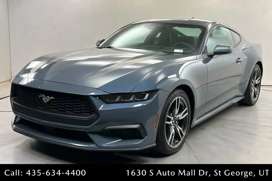 2024 Ford Mustang EcoBoost Fastback's photo