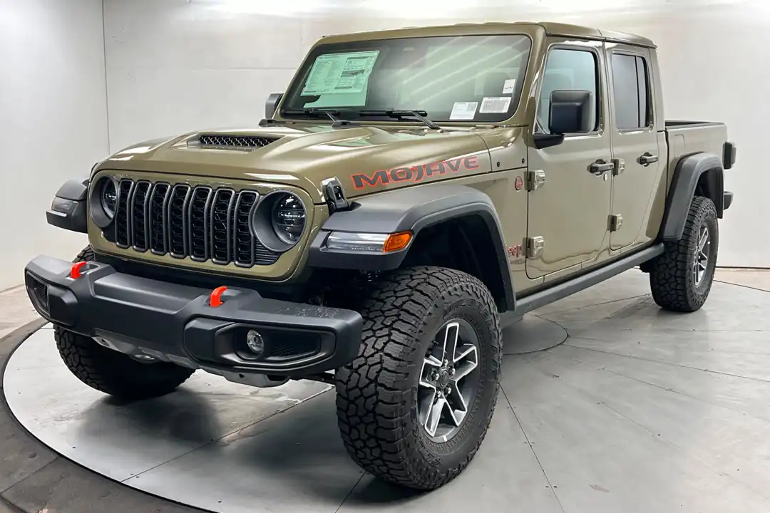 2026 Jeep Gladiator Mojave Auto's photo