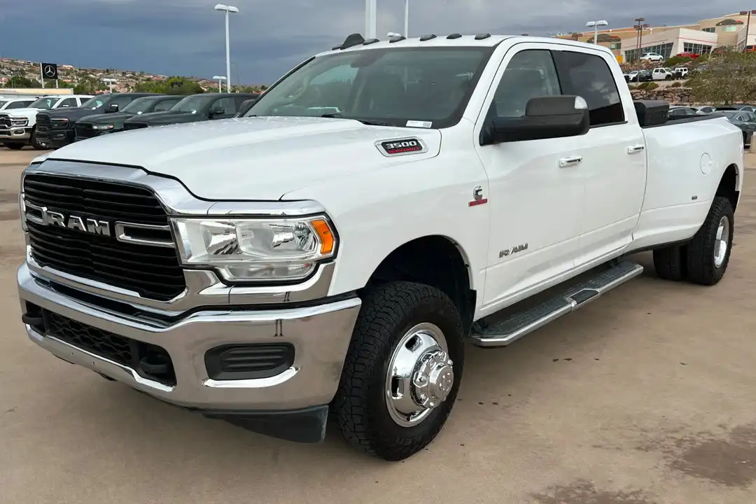 2019 RAM 3500 Big Horn 4X4 Crew Cab LWB's photo