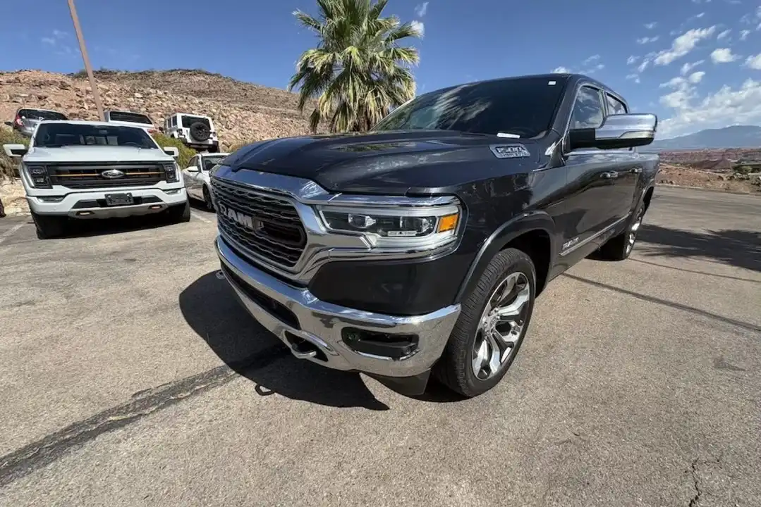 2020 RAM 1500 Limited 4x4 Crew Cab 5'7's photo