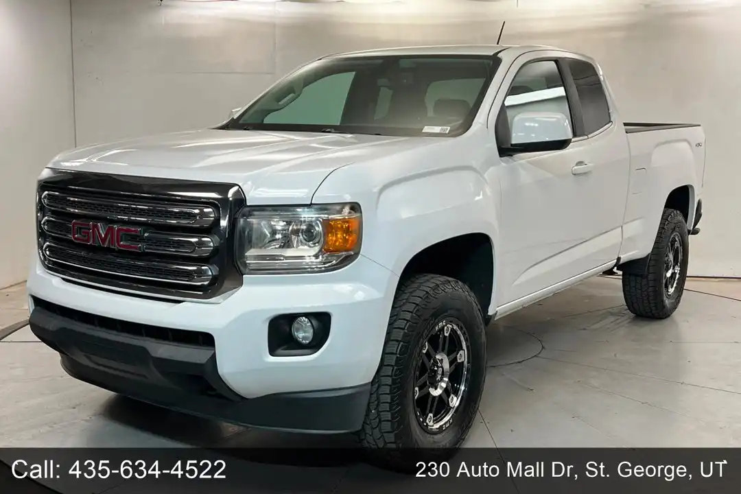2017 GMC Canyon 4WD SLE Extended Cab's photo