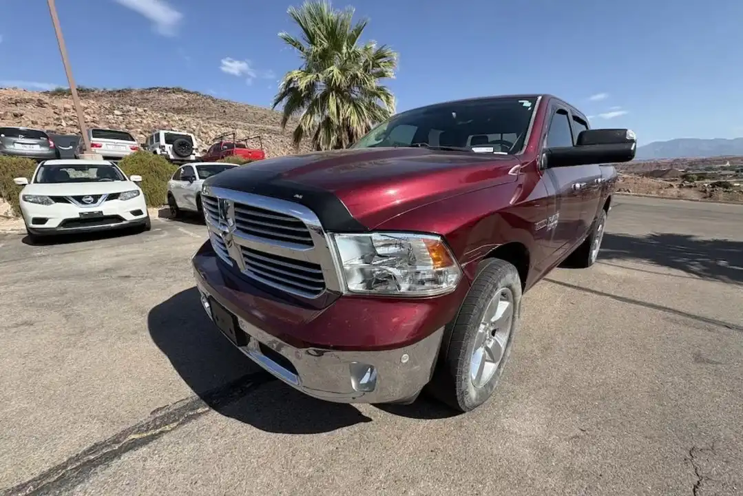 2017 RAM 1500 Big Horn 4x4 Crew Cab 5'7's photo