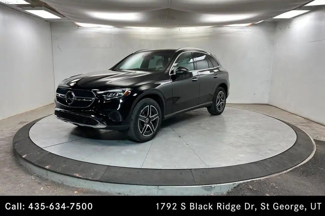 2026 Mercedes-Benz GLC GLC 300 4MATIC's photo