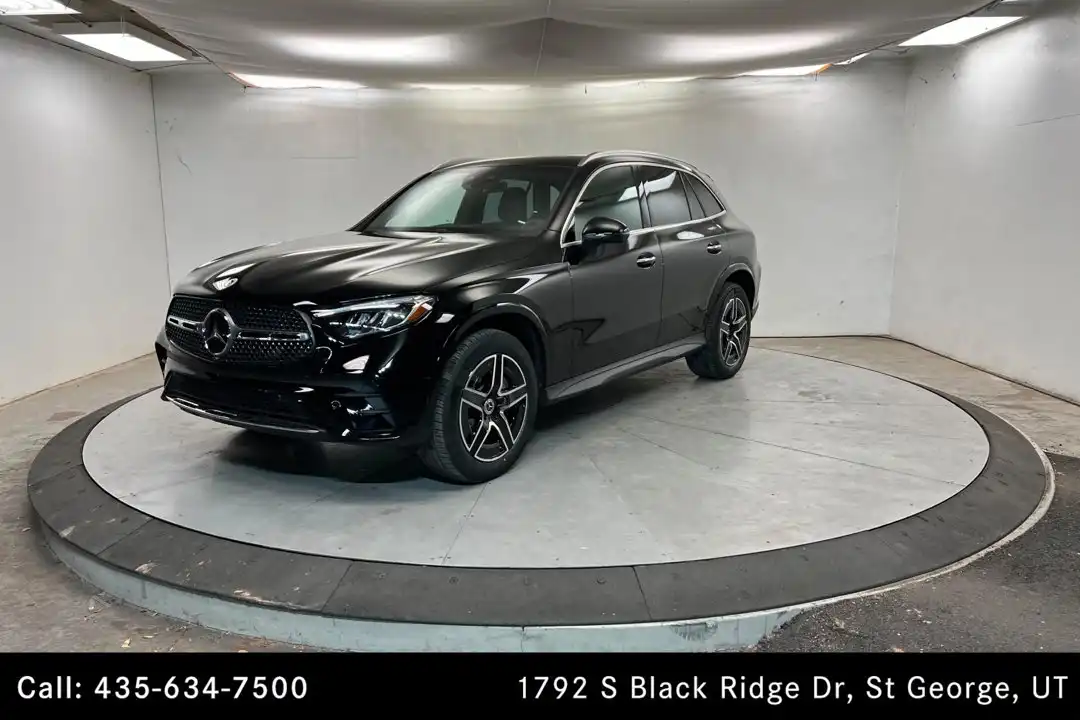 2026 Mercedes-Benz GLC GLC 300 4MATIC's photo