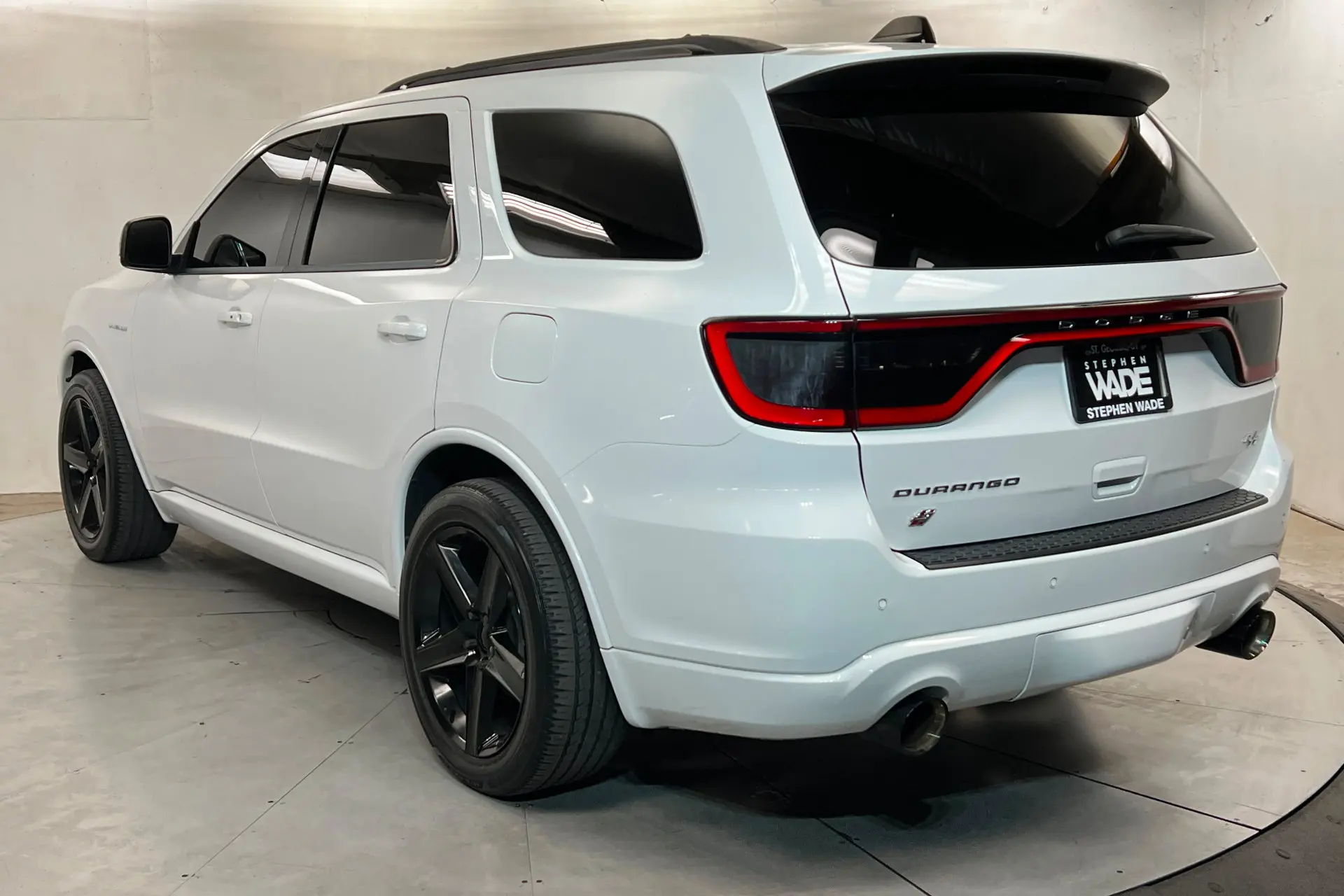2023 Dodge Durango R/T Plus AWD photo 3