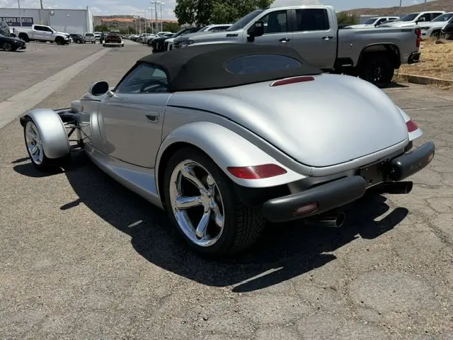 2001 Chrysler Prowler Base photo 3