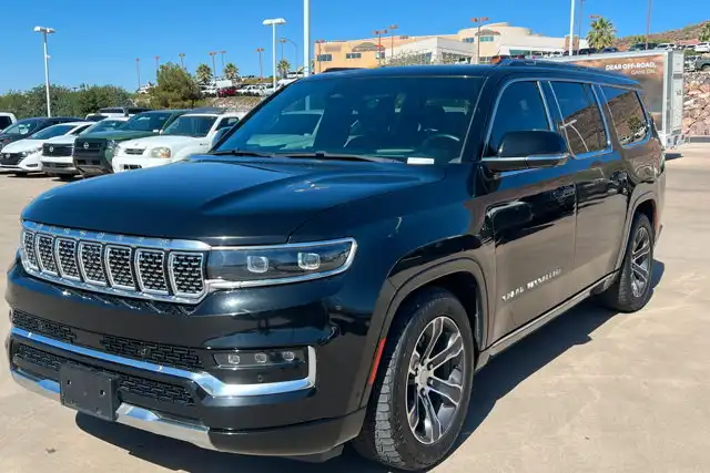 2024 Jeep Grand Wagoneer L Series I 4WD's photo