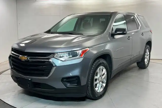 2020 Chevrolet Traverse LS AWD's photo