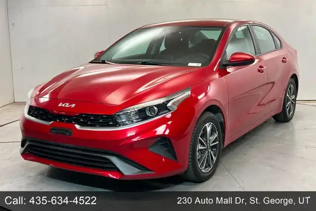 2024 Kia Forte LXS Auto's photo