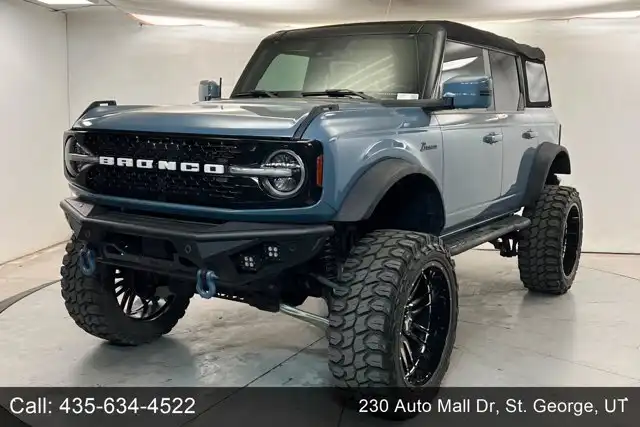 2024 Ford Bronco Outer Banks 4x4's photo