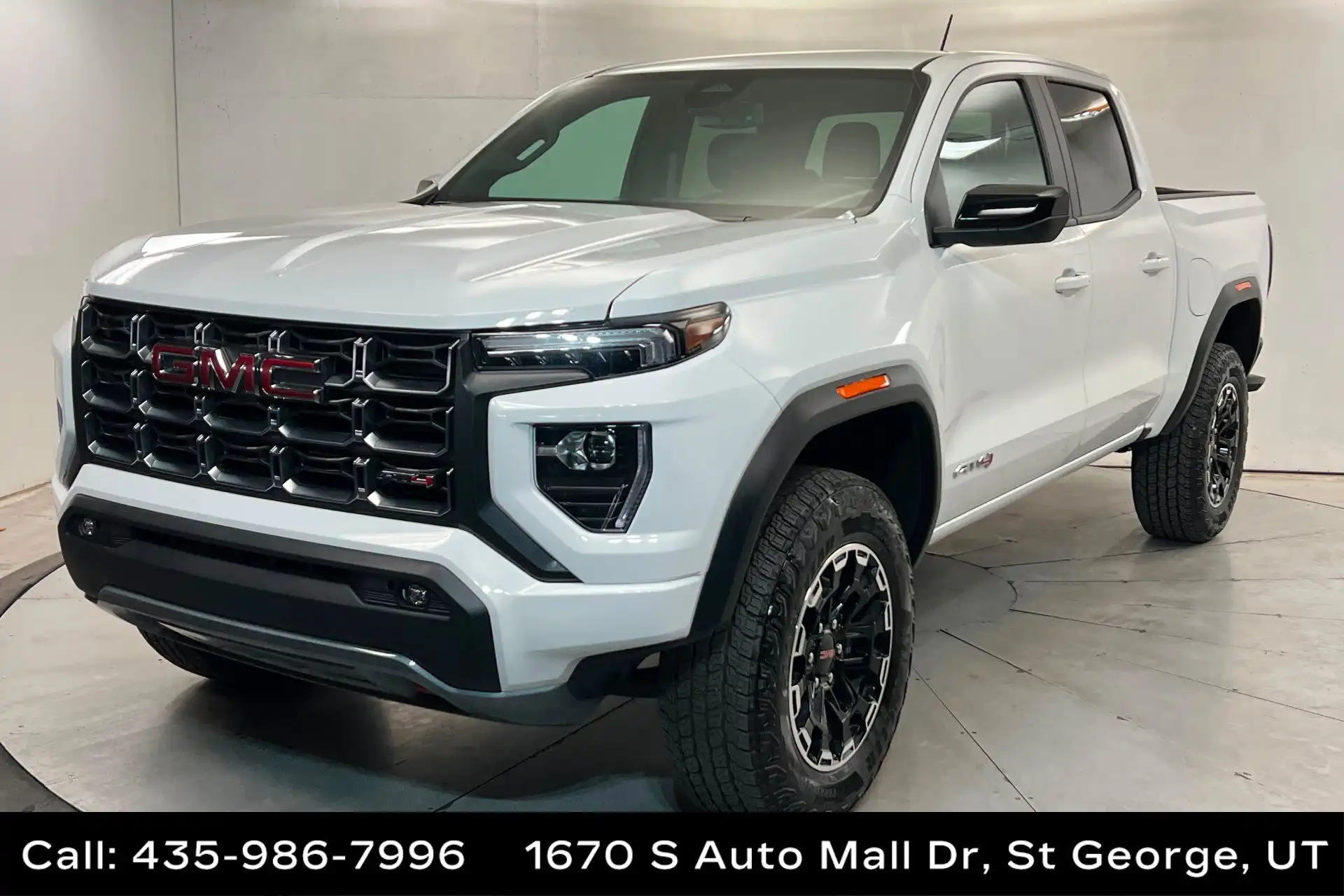 2026 GMC Canyon 4WD AT4 Crew Cab Short Box's photo