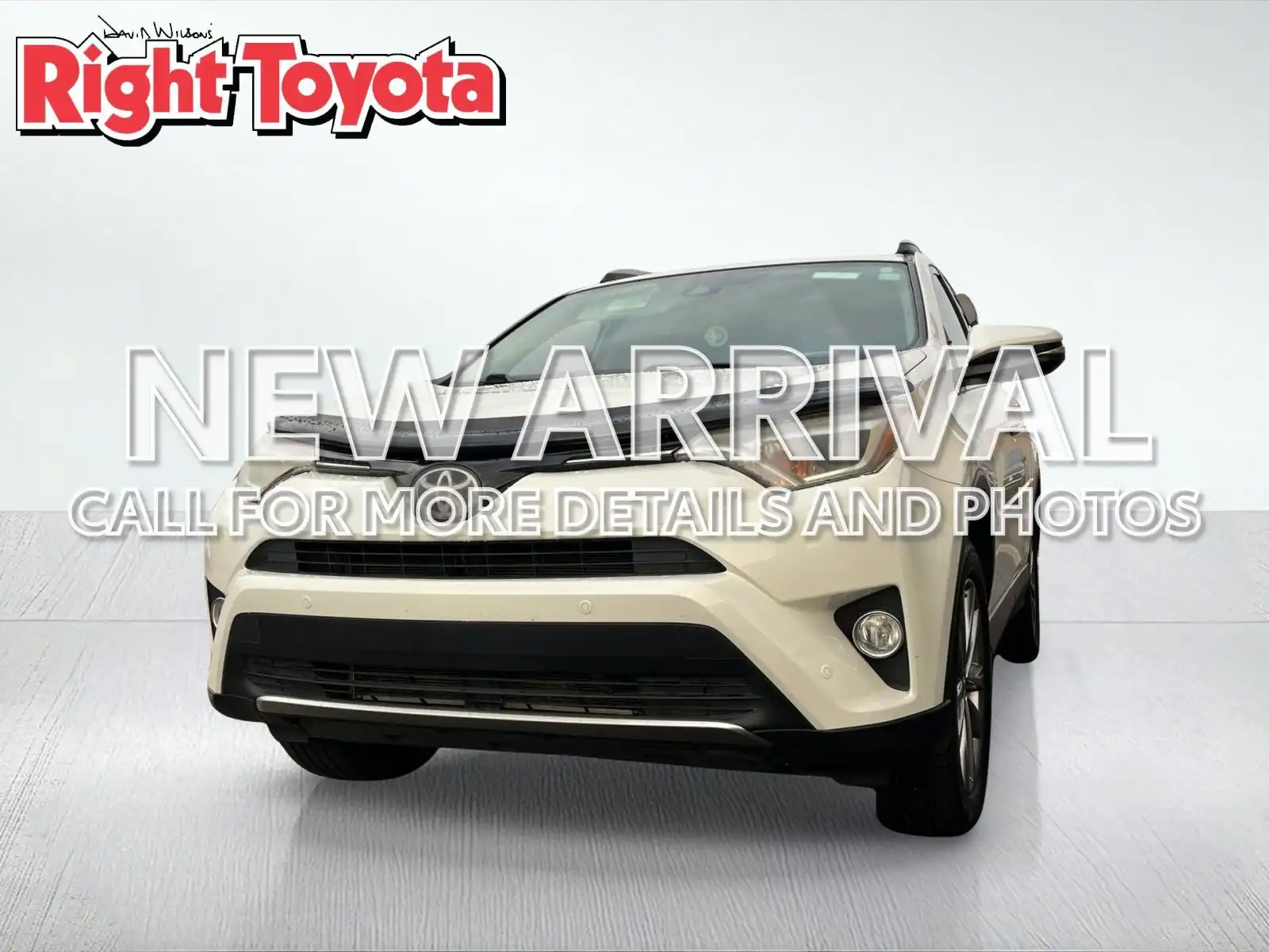 2016 Toyota RAV4 Limited's photo