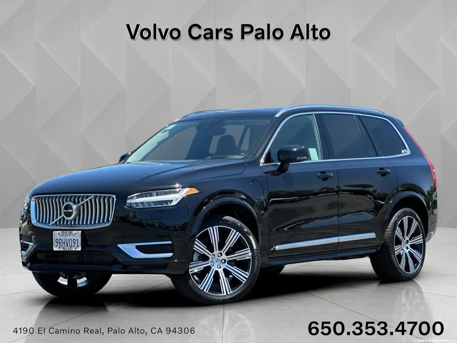 2025 Volvo XC90 T8 Recharge Ultra Bright 4WD's photo