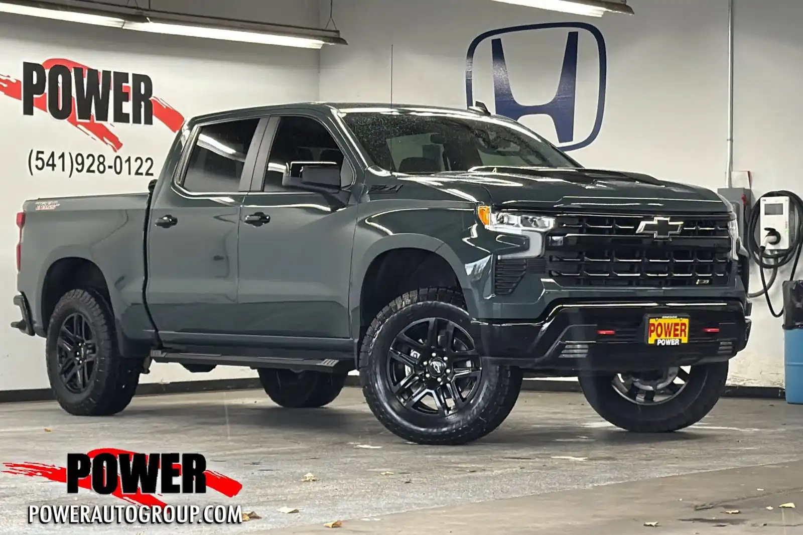 2025 Chevrolet Silverado 1500 LT Trail Boss 4WD Crew Cab Short Box's photo