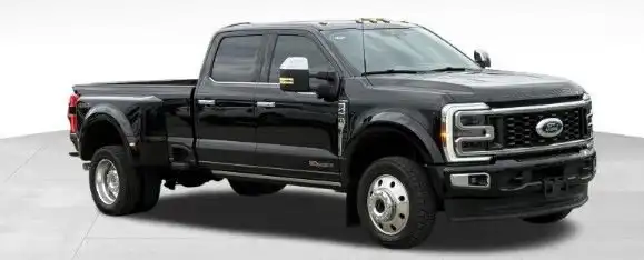 2026 Ford F-450 Platinum 4x4 Crew Cab 8' Box DRW's photo