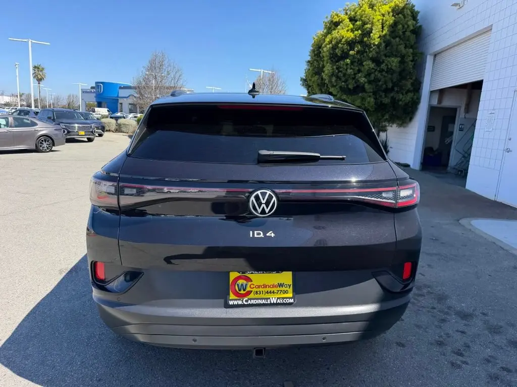 2023 Volkswagen ID.4 PRO S AWD photo 5
