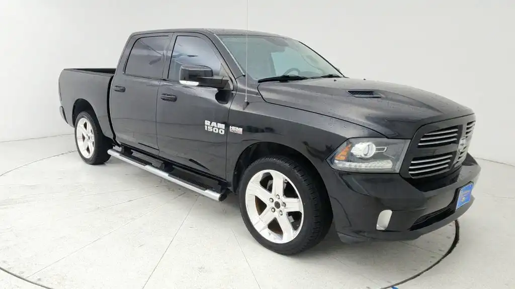 2016 RAM 1500 Sport Crew Cab 5'7's photo