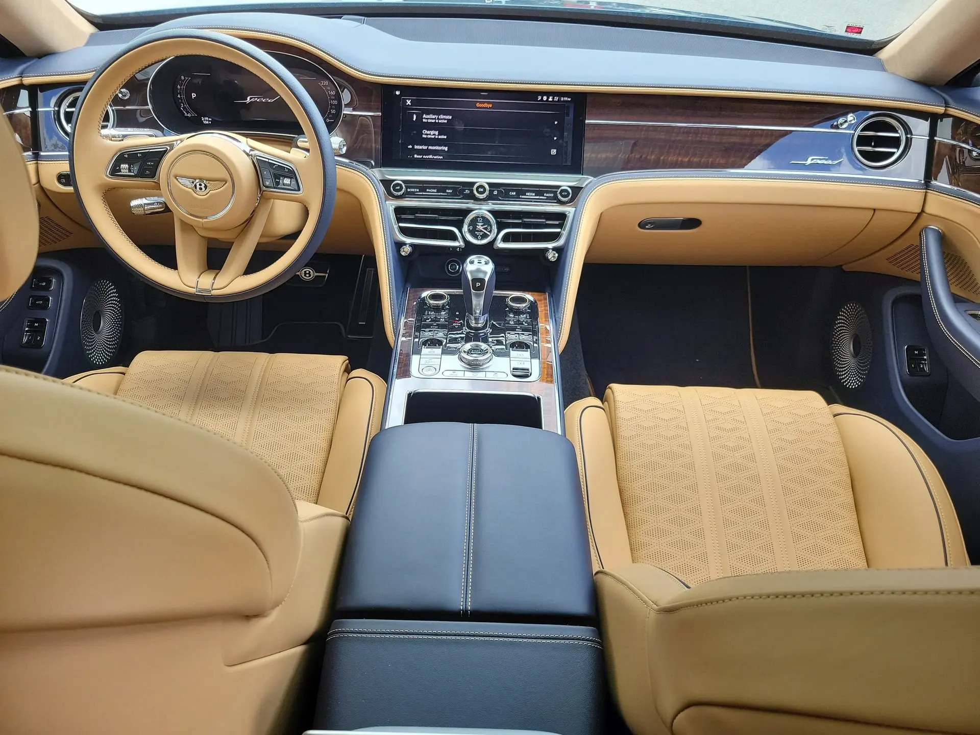2025 Bentley Flying Spur Speed photo 4