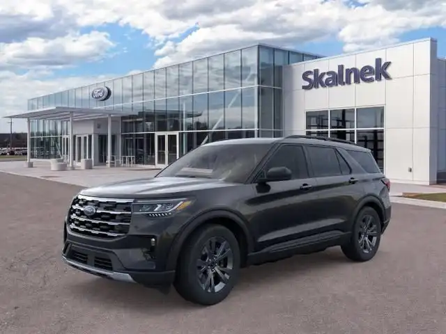 2026 Ford Explorer Active 4WD's photo