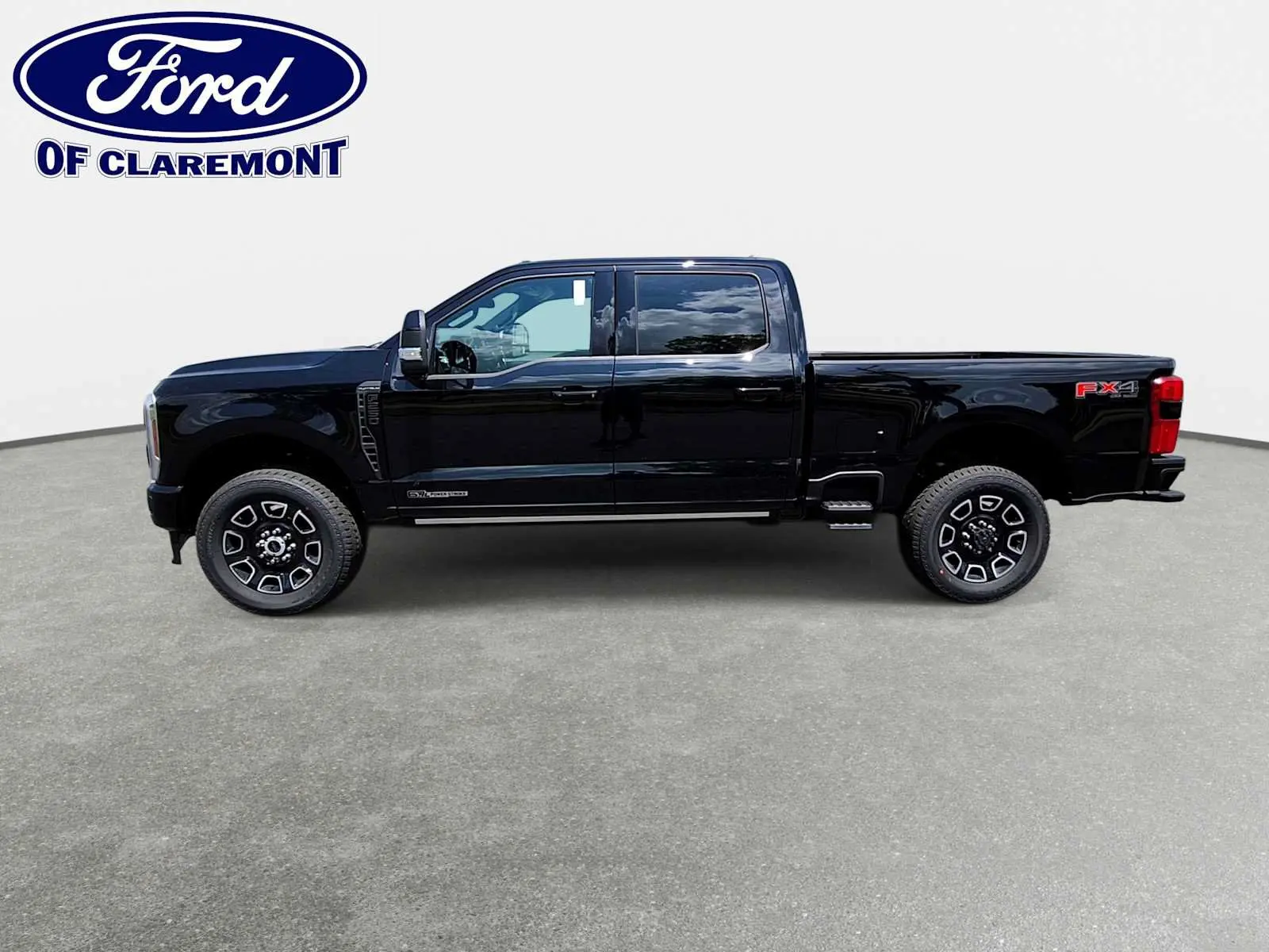 2026 Ford F-250 Platinum 4WD CrewCab 6-3/4' Box photo 5