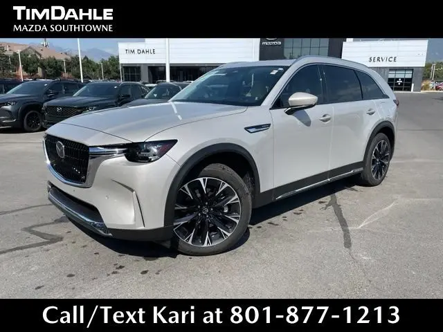 2025 Mazda CX-90 PHEV Premium Plus Package photo 3