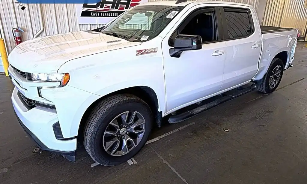 2020 Chevrolet Silverado 1500 RST 4WD Crew Cab Short Box's photo