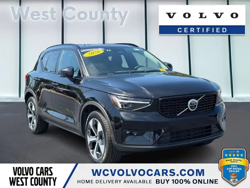 2026 Volvo XC40 B5 Plus Dark AWD's photo
