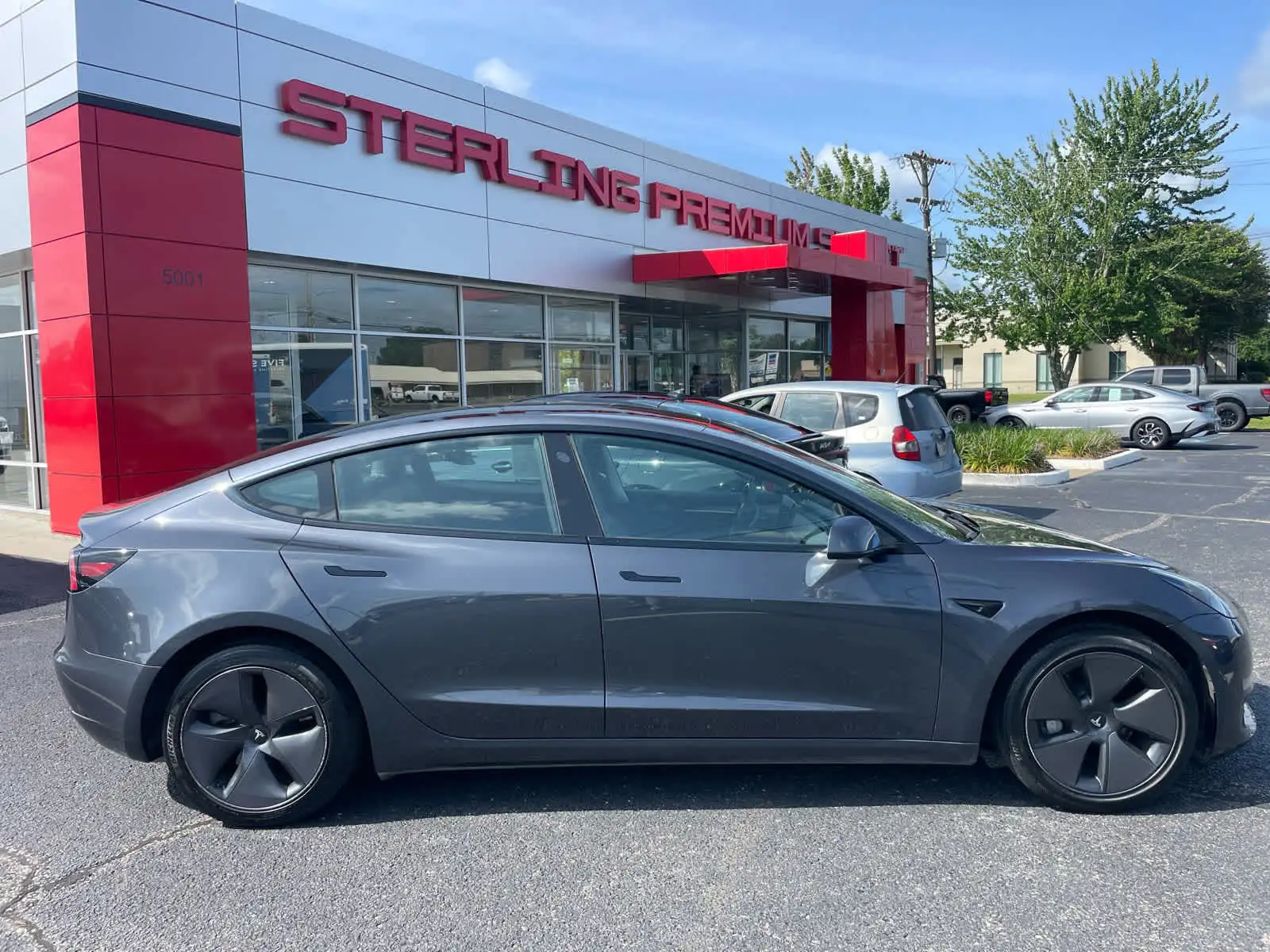 2023 Tesla Model 3 Base's photo