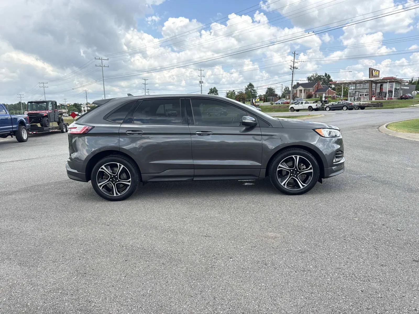 2020 Ford Edge ST AWD photo 4