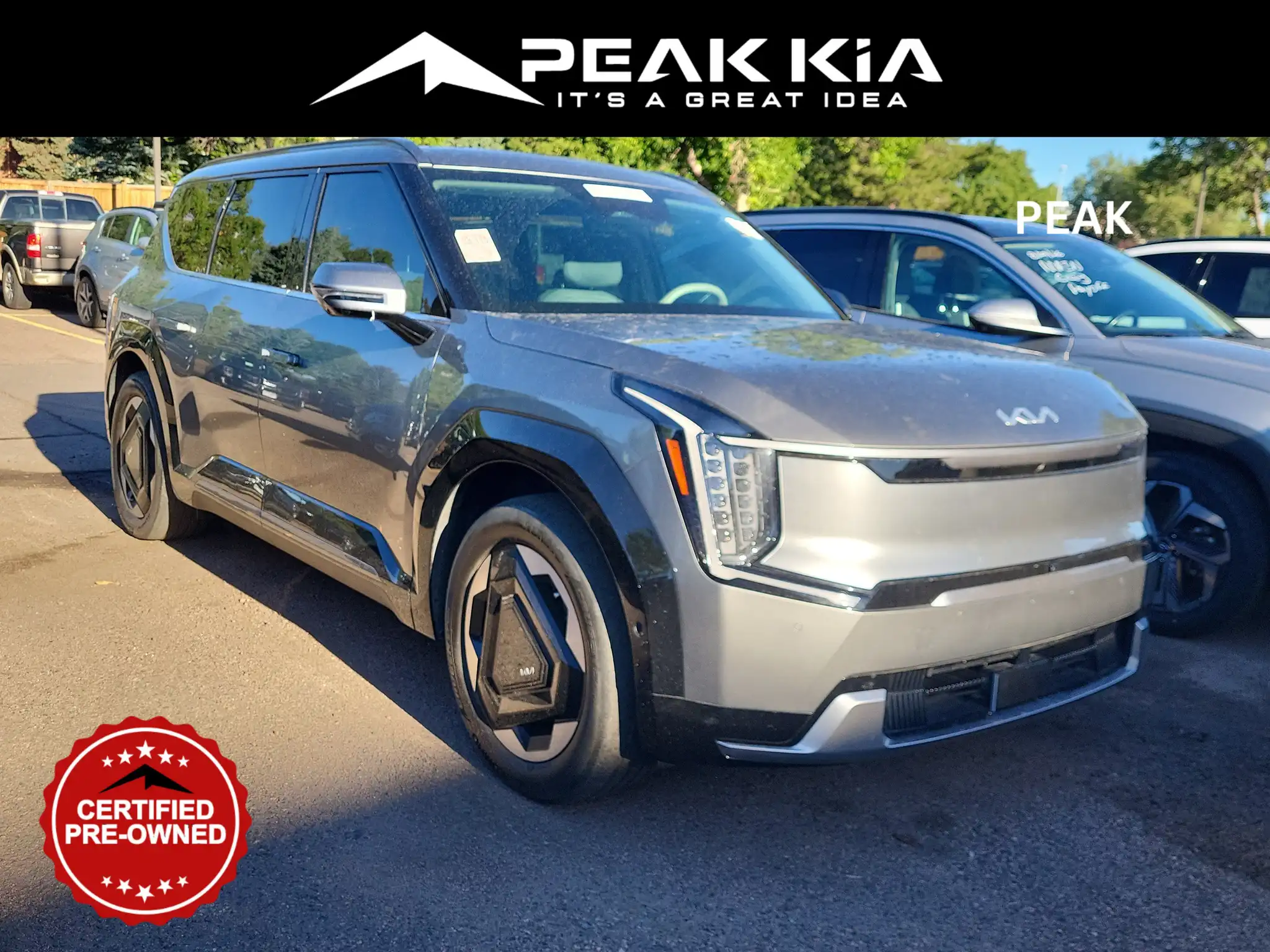 2024 Kia EV9 AWD Land's photo