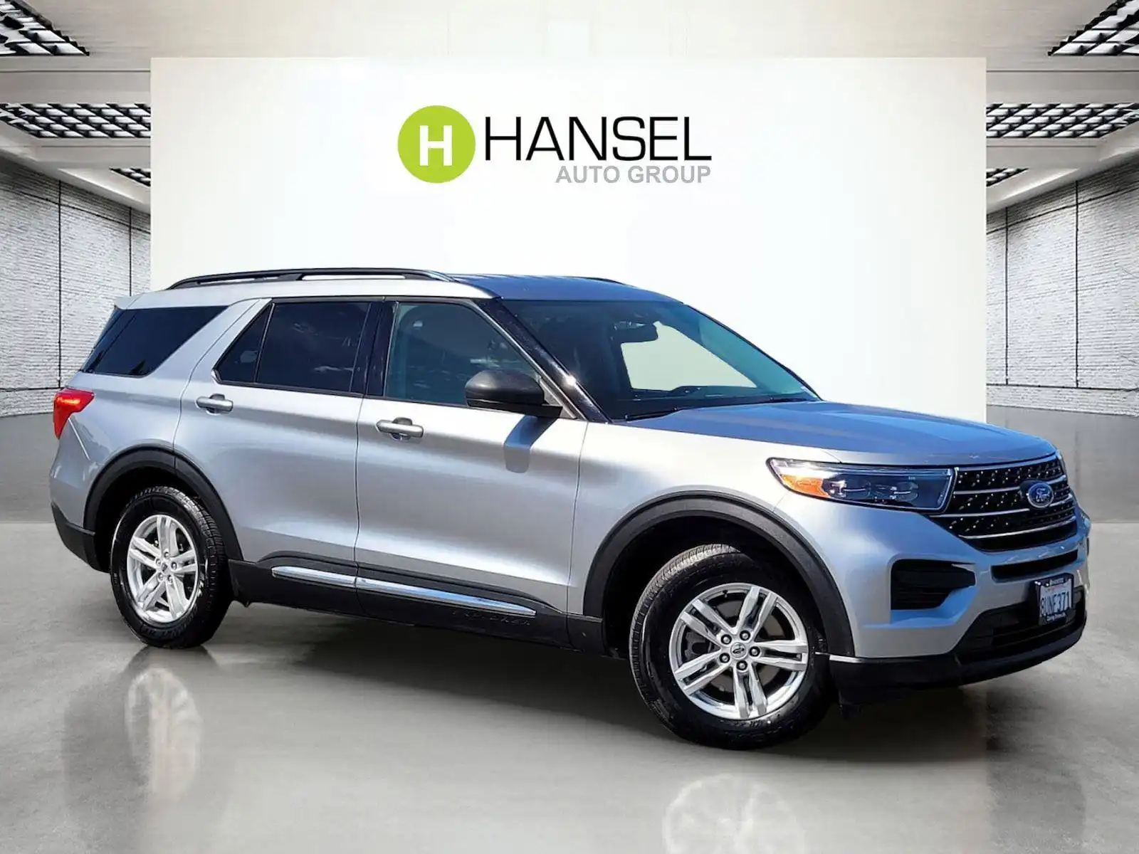 2021 Ford Explorer XLT RWD's photo