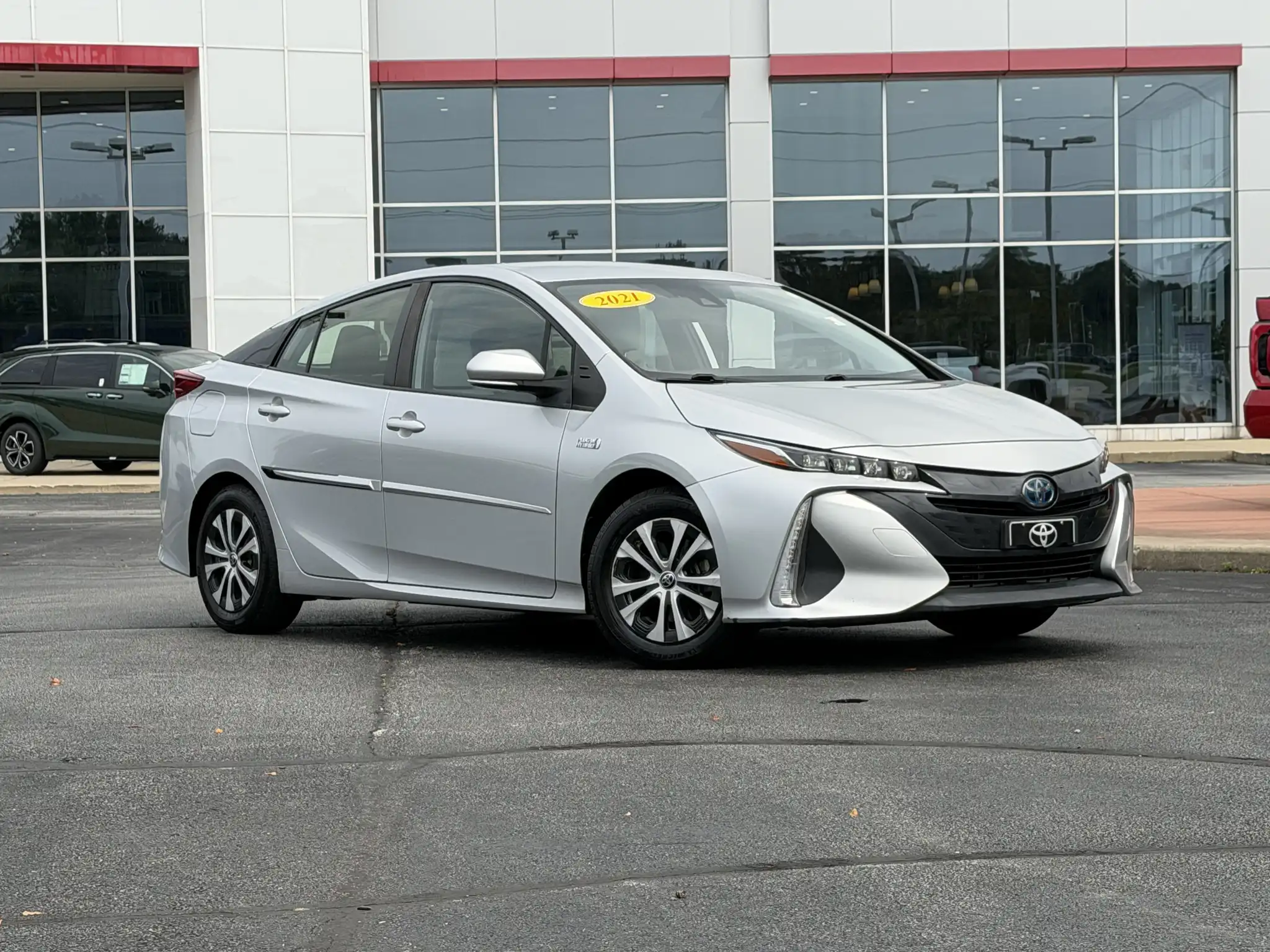 2021 Toyota Prius Prime XLE's photo