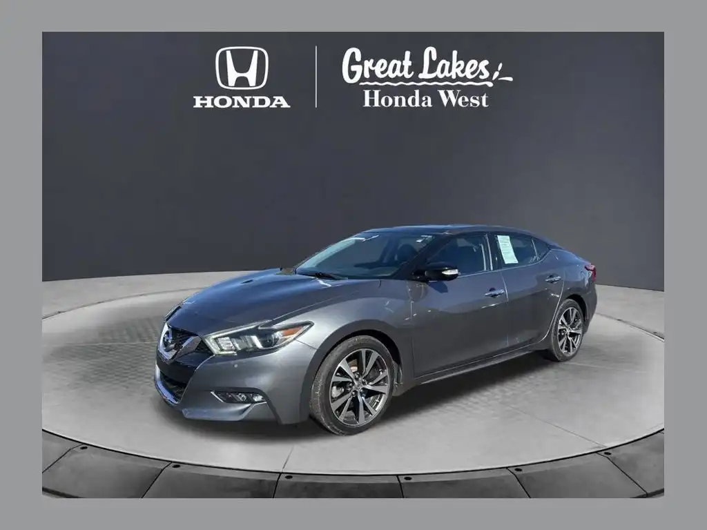 2016 Nissan Maxima Platinum's photo