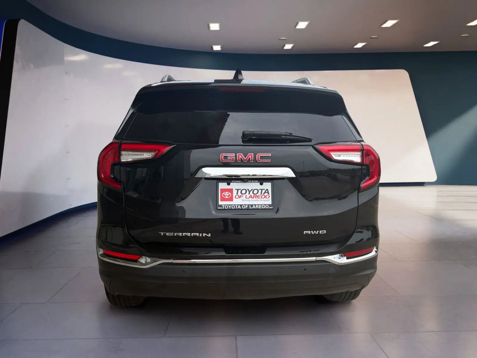2023 GMC Terrain SLT AWD photo 4