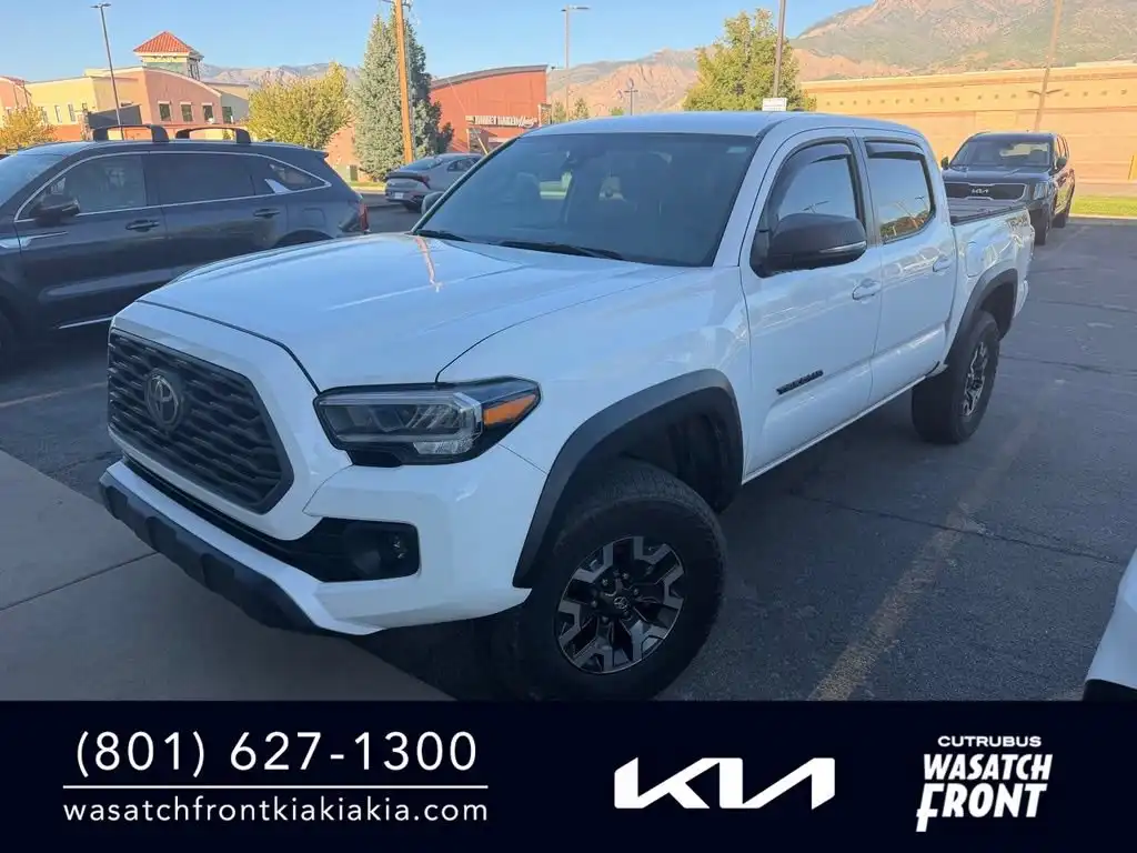 2023 Toyota Tacoma TRD Off-Road Double Cab 4WD V6 Auto Short Bed's photo