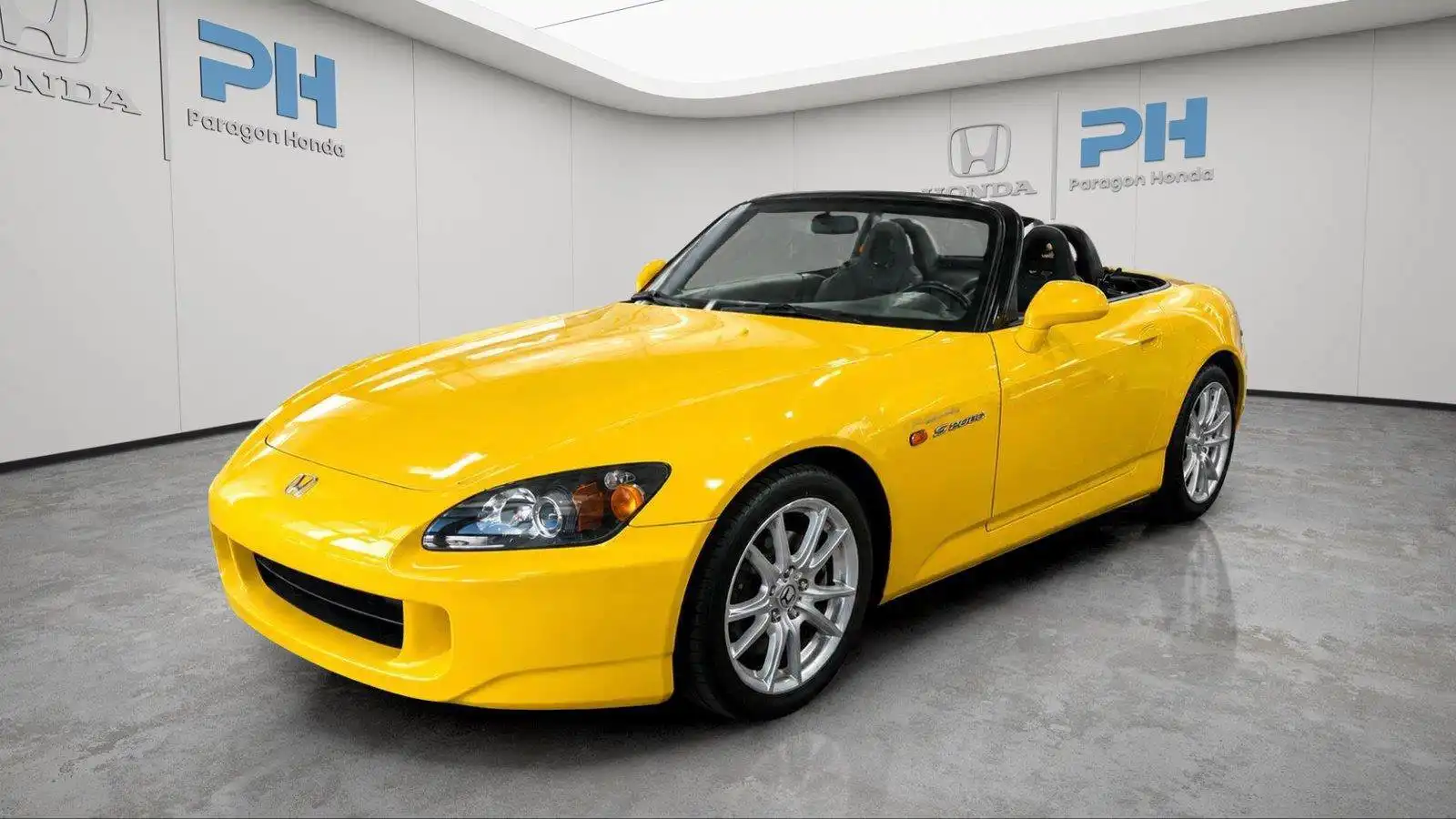 2004 Honda S2000 Base's photo