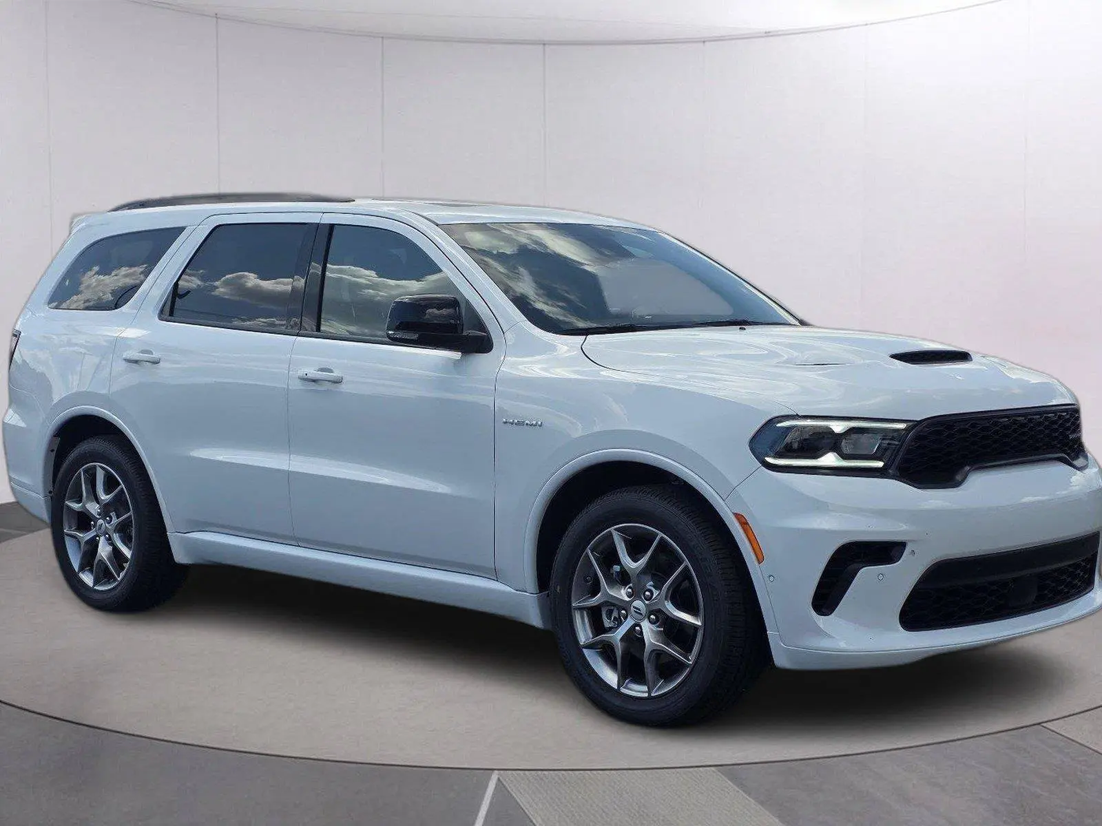 2026 Dodge Durango HEMI V8 GT AWD Plus photo 3