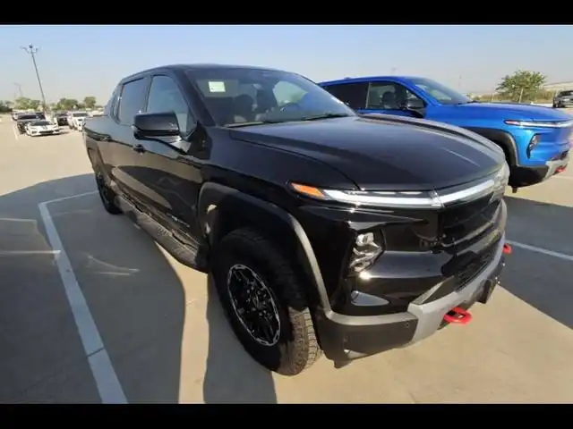 2026 Chevrolet Silverado EV Trail Boss Max Range's photo