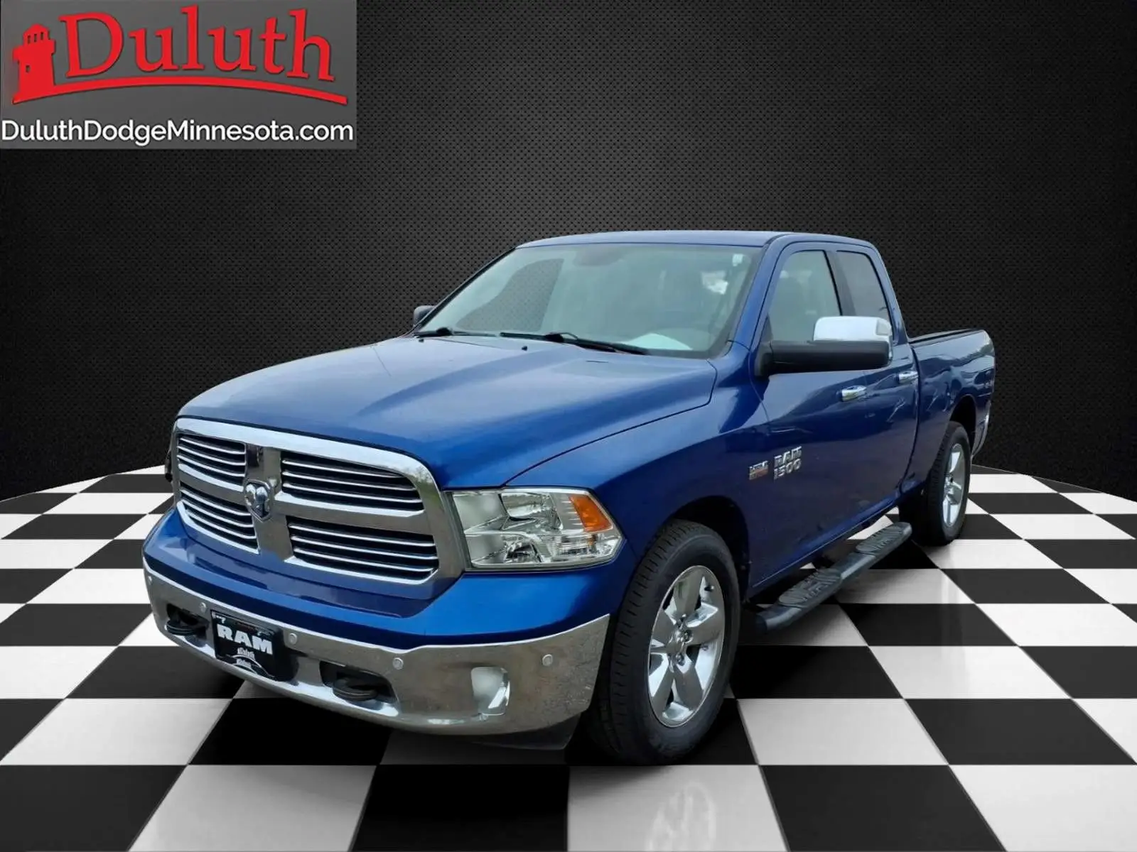 2015 RAM 1500 SLT 4x4 Quad Cab photo 1