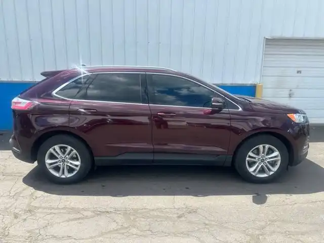 2020 Ford Edge SEL AWD's photo