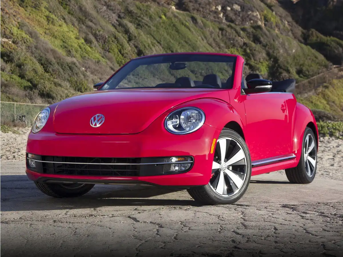 2015 Volkswagen Beetle 1.8T Conv. auto Classic PZEV's photo