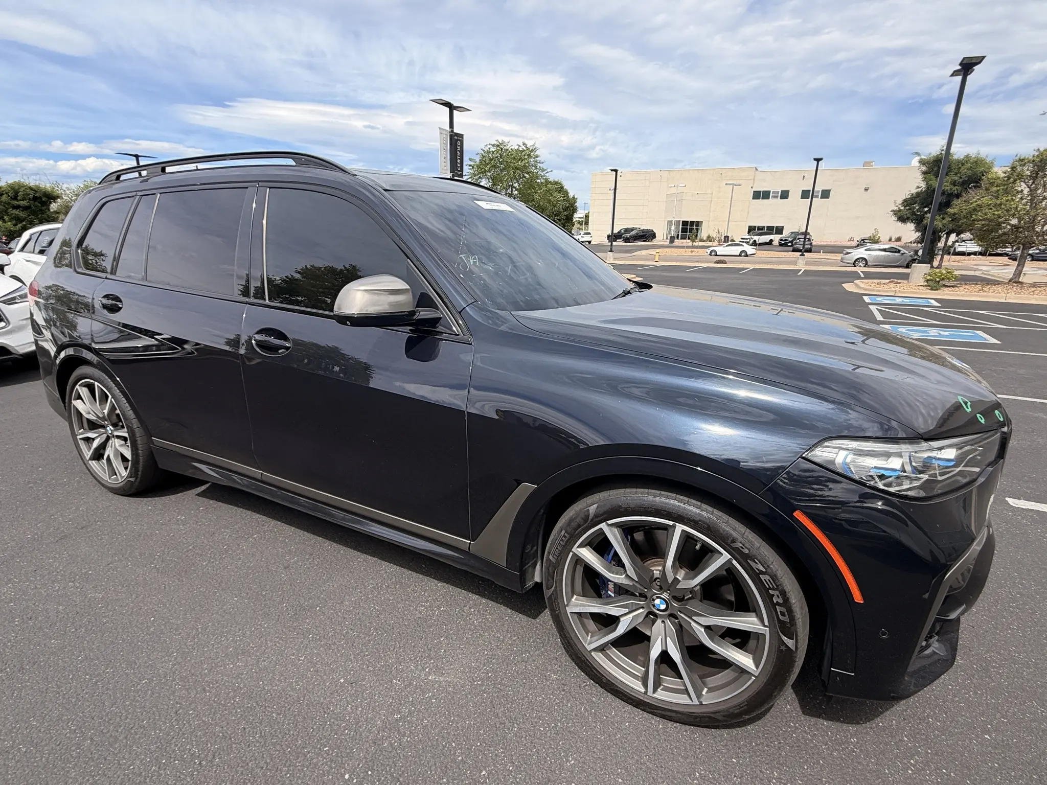 2020 BMW X7 M50i xDrive photo 3