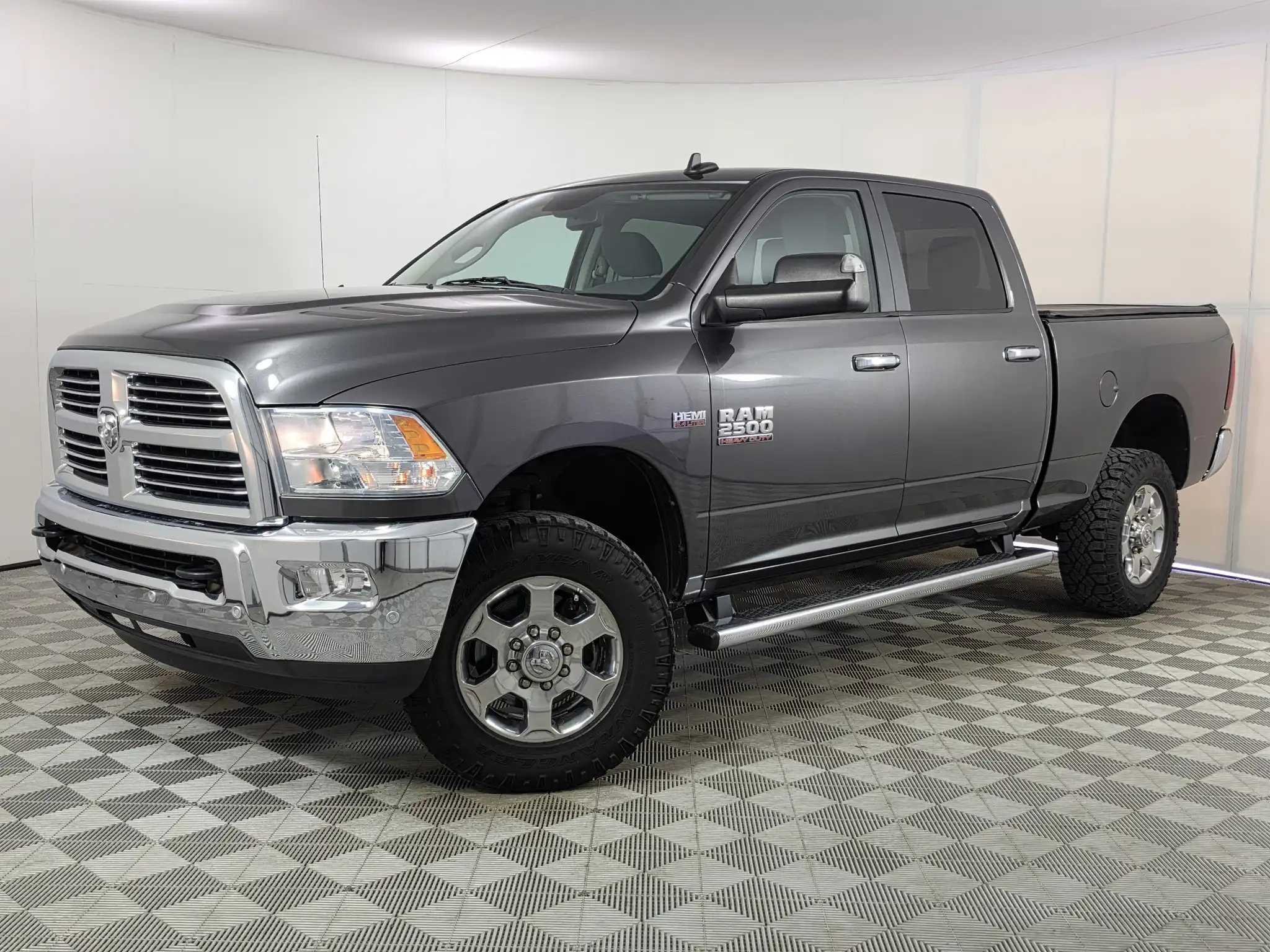2018 RAM 2500 Big Horn 4WD Crew Cab SWB's photo